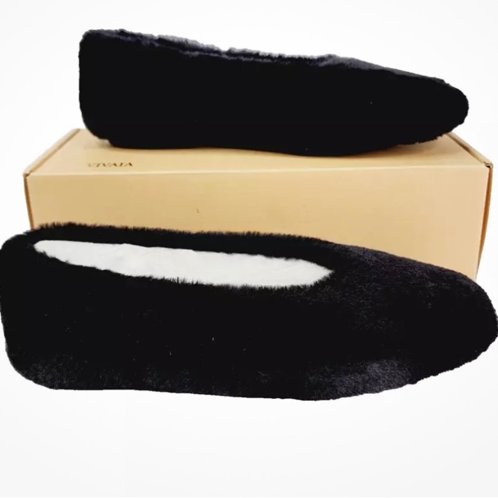 NIB Vivaia Square-Toe Recycled Mink Faux Fur Flats, Margot 2.0 Black 40 8.5/9